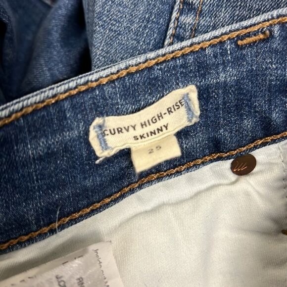 MADEWELL Curvy High-Rise Skinny Jeans: Drop Step-Hem Edition - 25 - Picture 5 of 12